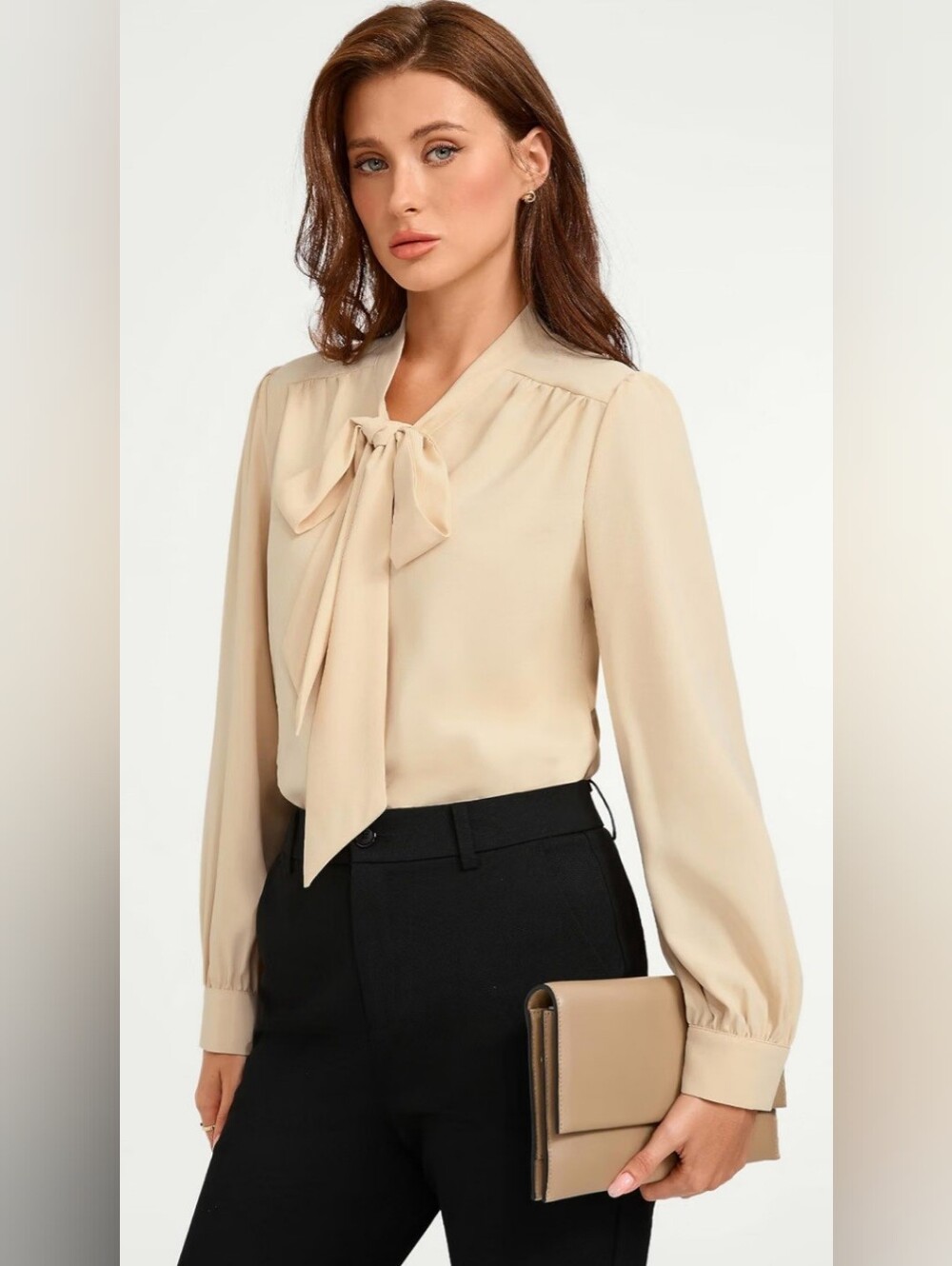 NWT Cream Bow Tie Neck Button Down Blouse Size Large Fall 2026
